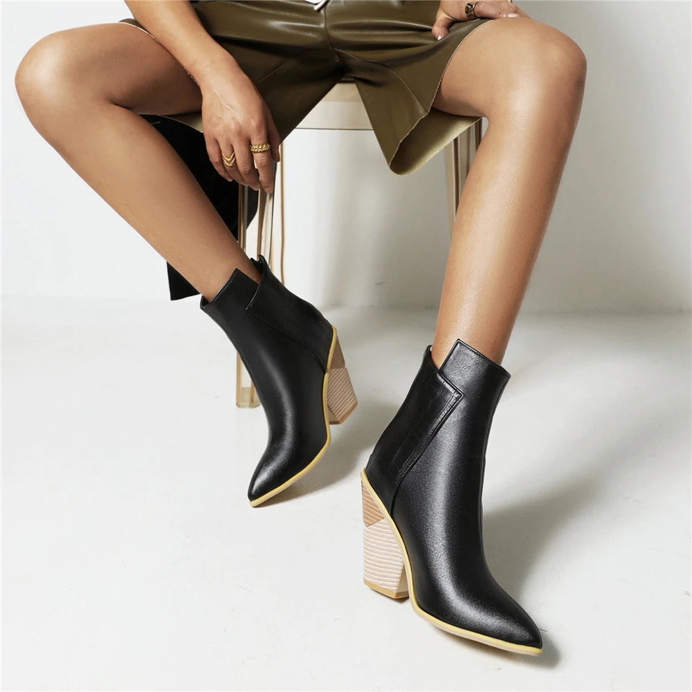 Ella Croco-Effect Western Boots with Chunky Heel
