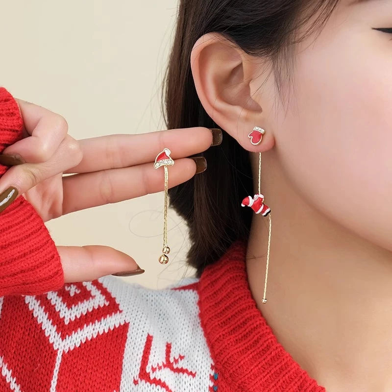 Santa’s Festive Drop Earrings