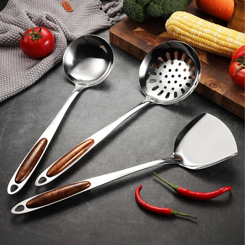 Modern Kitchen Utensils Set