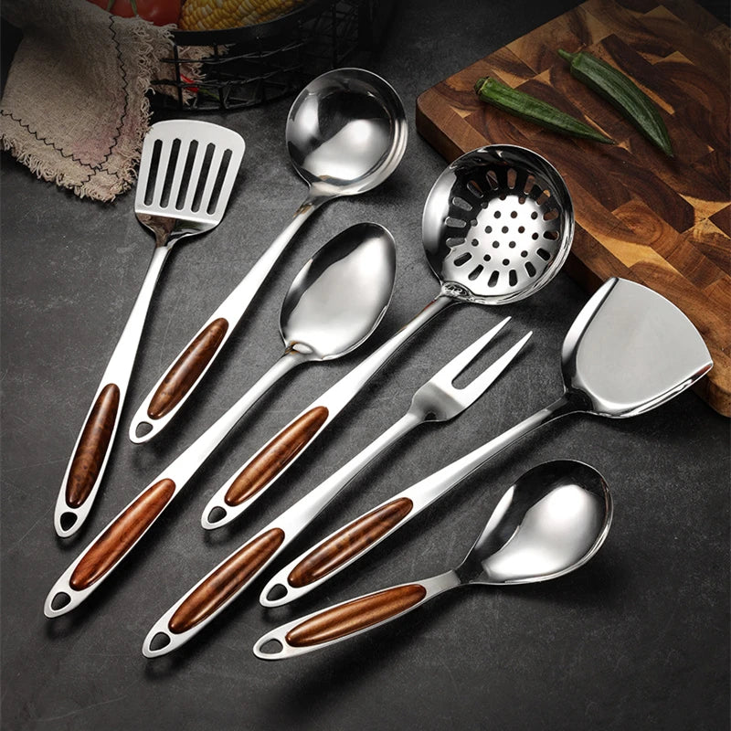 Modern Kitchen Utensils Set